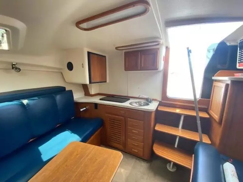 1999 Luhrs 29 Open