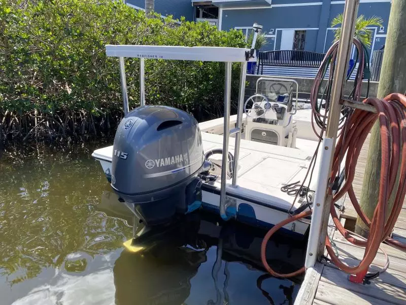 18ft Hewes Yacht For Sale