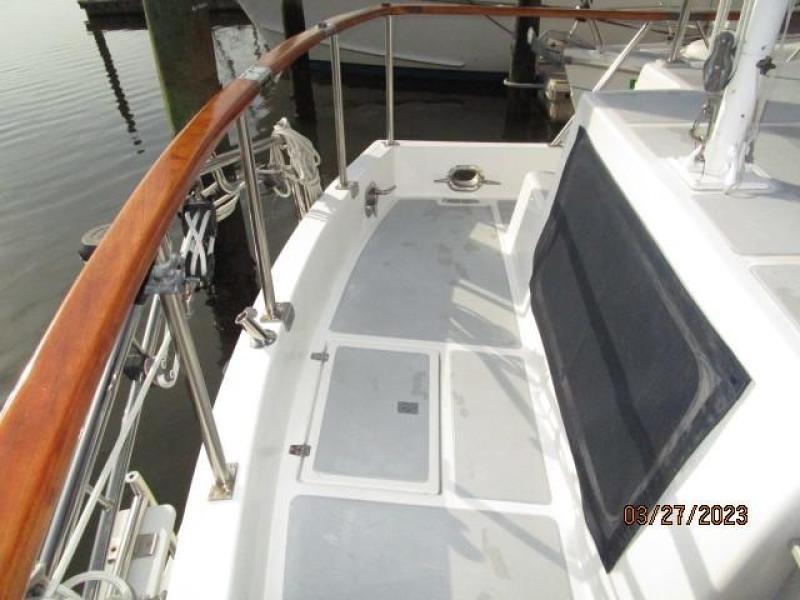 36' Monk aftdeck port