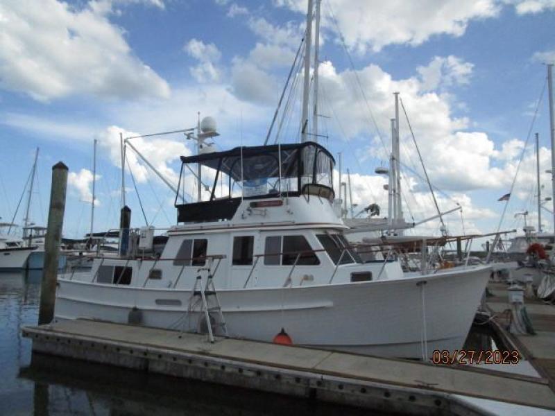 36' Monk starboard profile