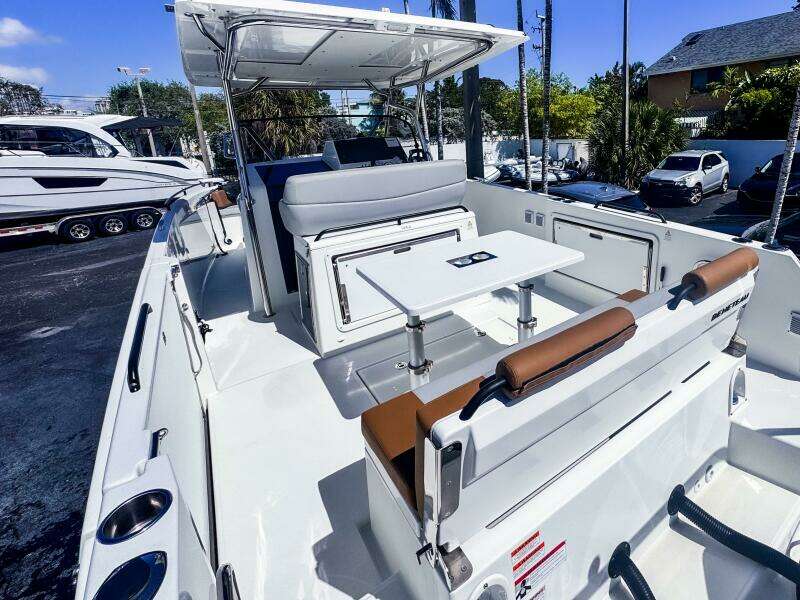 27ft Beneteau Yacht For Sale