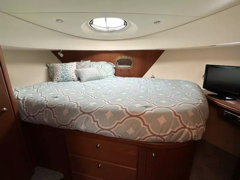 2004 Silverton 39 Motor Yacht