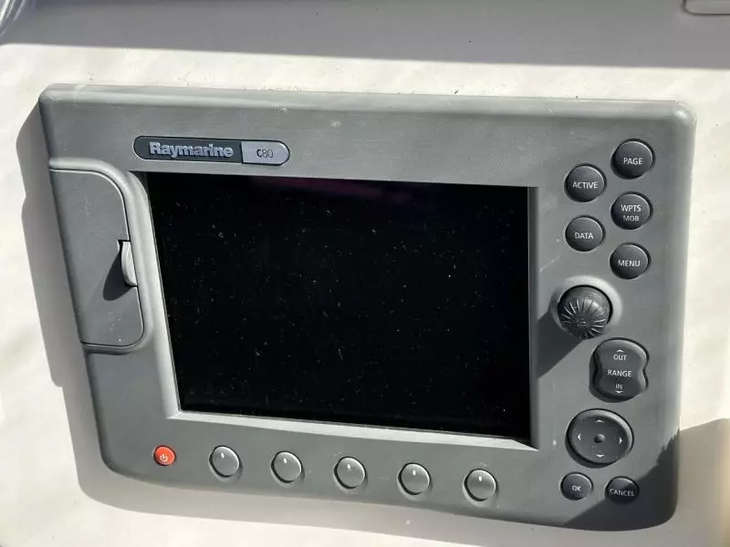 2004 Silverton 39 Motor Yacht