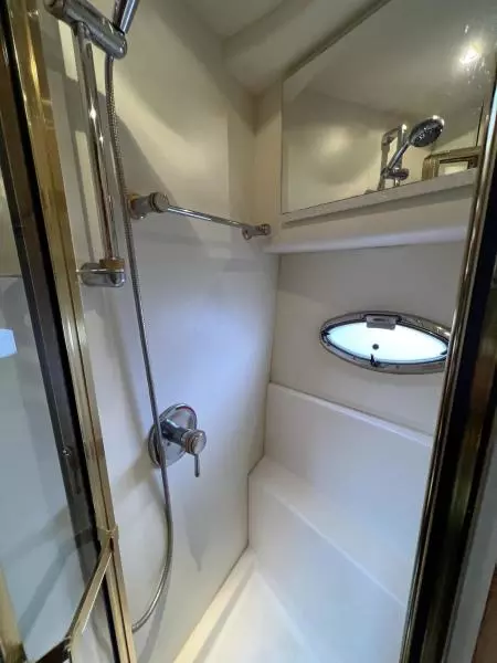 2004 Silverton 39 Motor Yacht