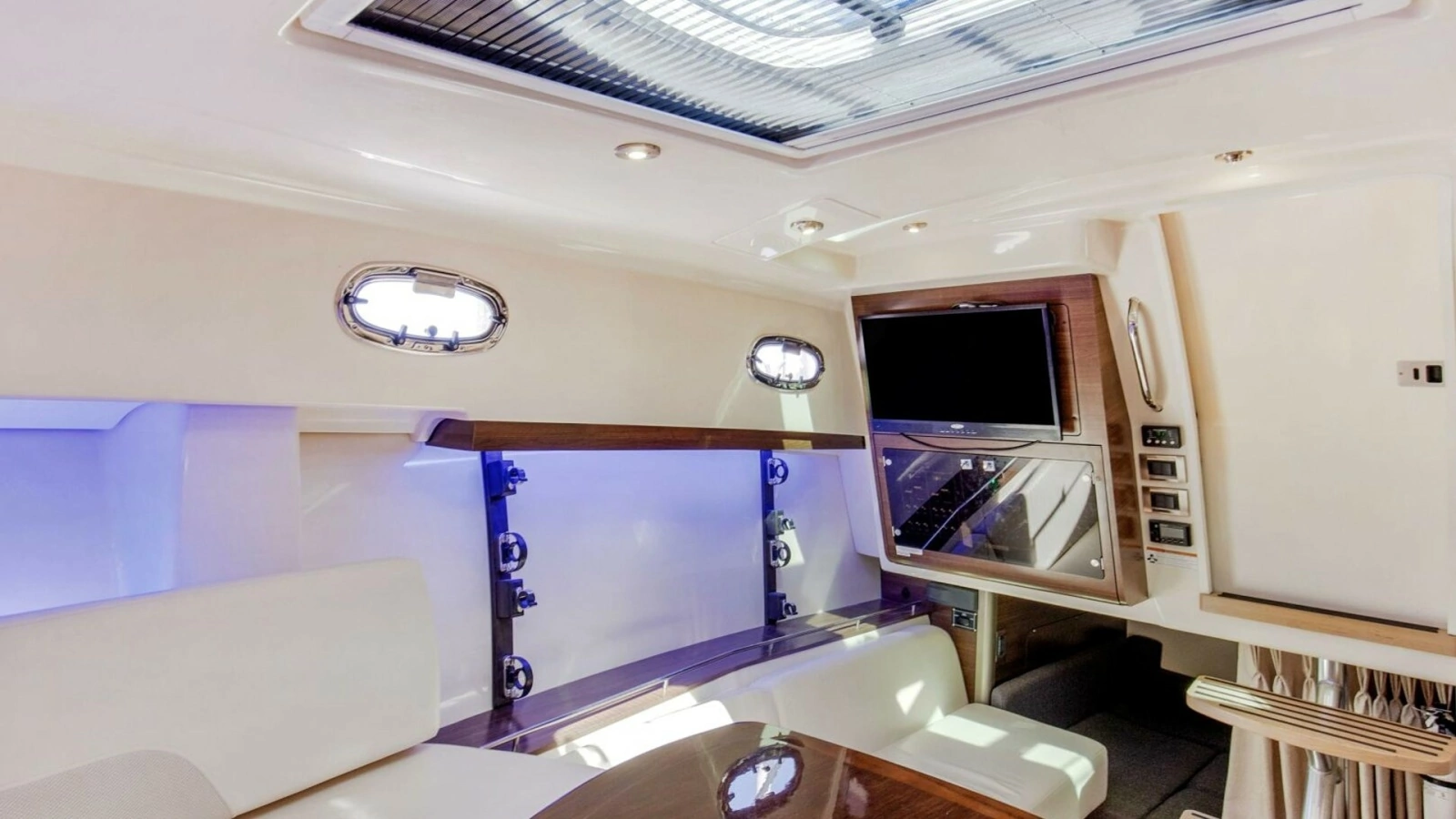 2019 Boston Whaler 345 Conquest Cabin 5