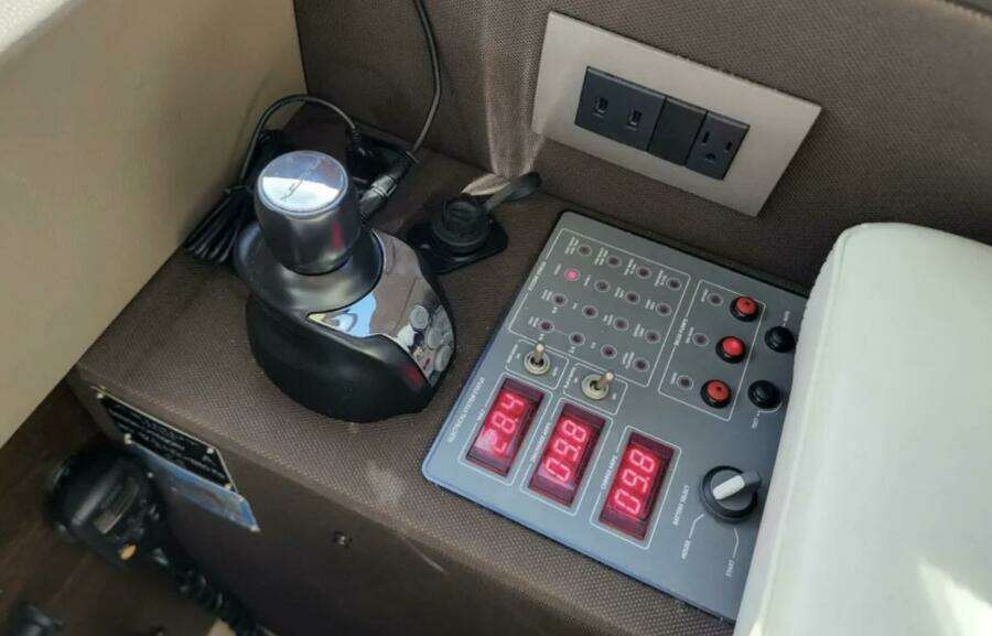 Eclipse 50ft Azimut Yacht For Sale