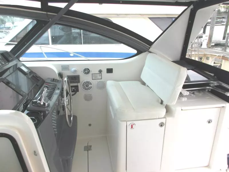 Helm Station 2
