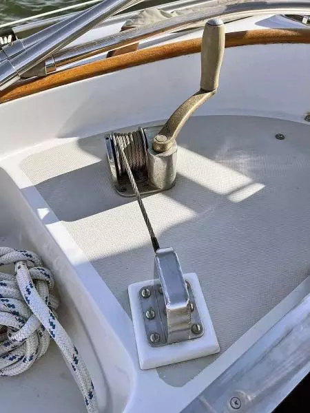 Centerboard Winch