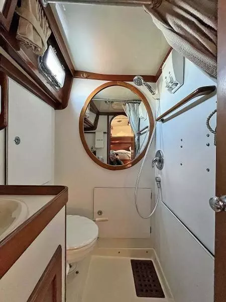 Aft Head and Shower Looking Fwd