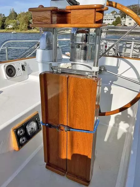 Cockpit Table Stowed