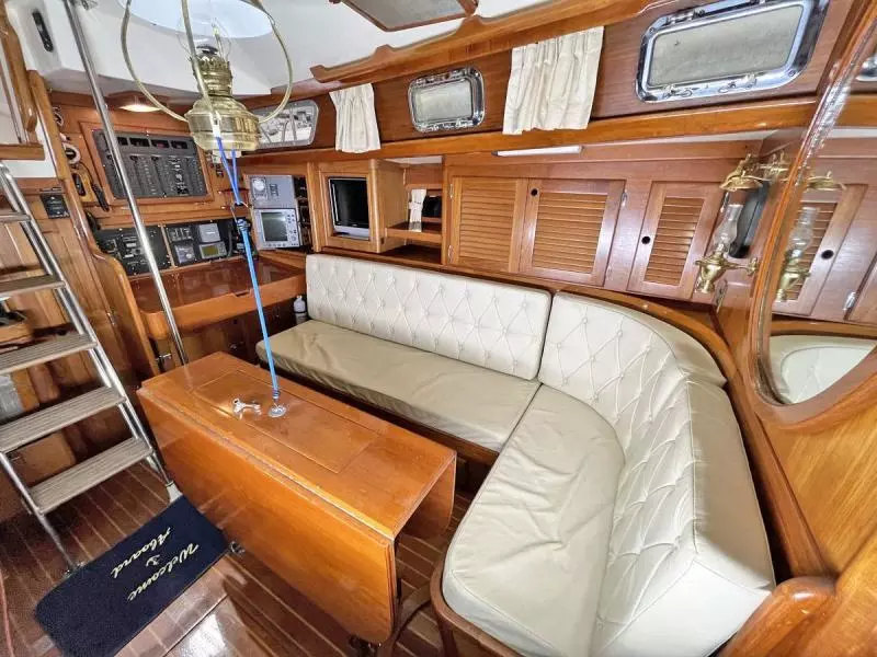 Salon Port Looking Aft To Nav