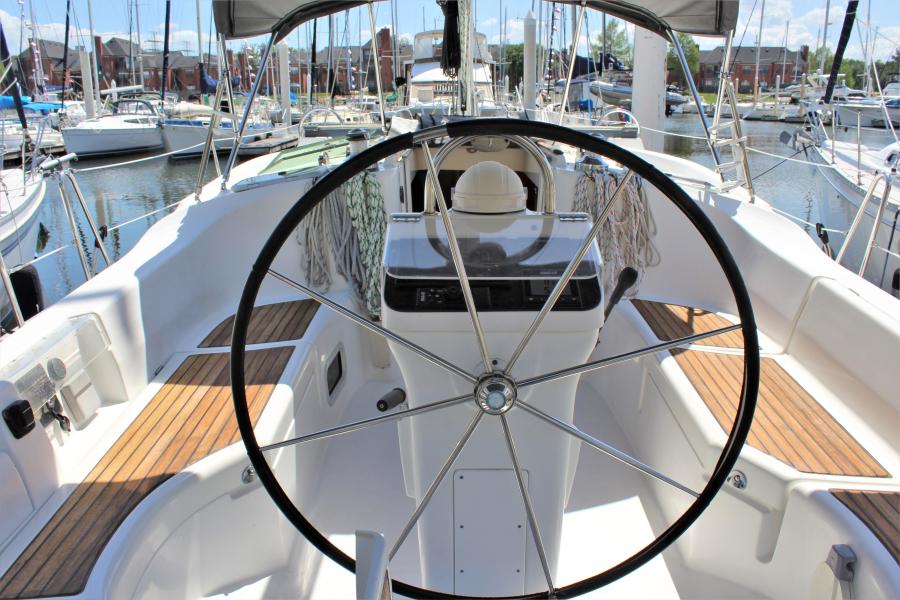 2007 Beneteau 423