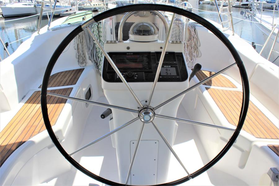 2007 Beneteau 423