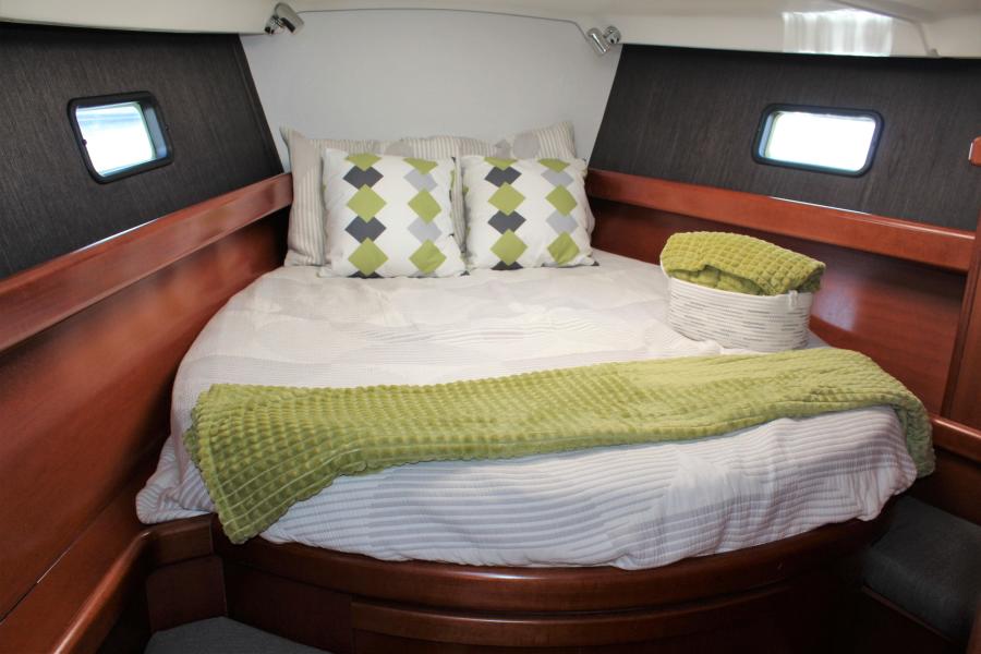 2007 Beneteau 423