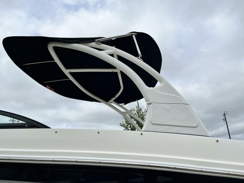 2017 Sea Ray SDX27