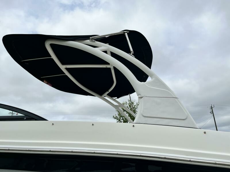 SDX27 27ft Sea Ray Yacht For Sale