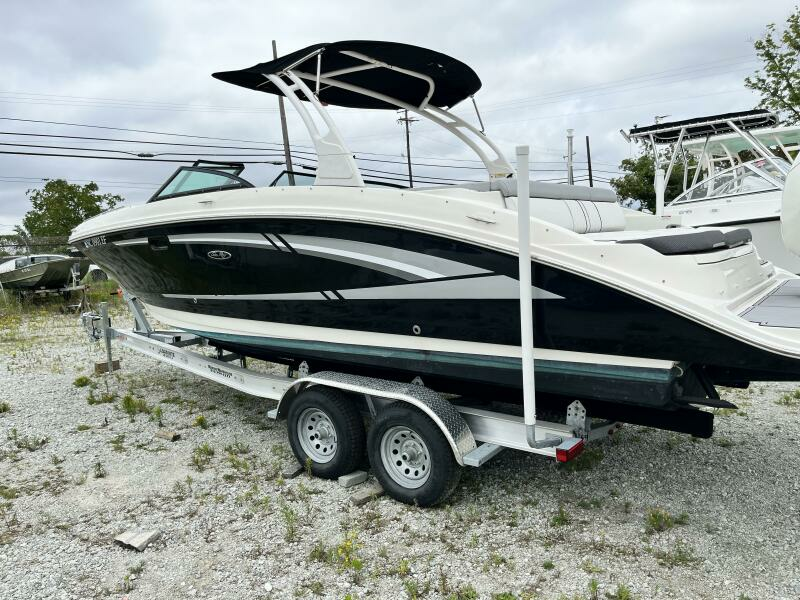 SDX27 27ft Sea Ray Yacht For Sale