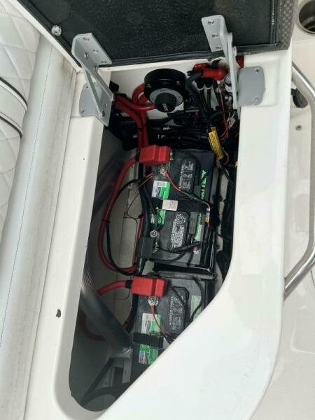 SDX27 27ft Sea Ray Yacht For Sale