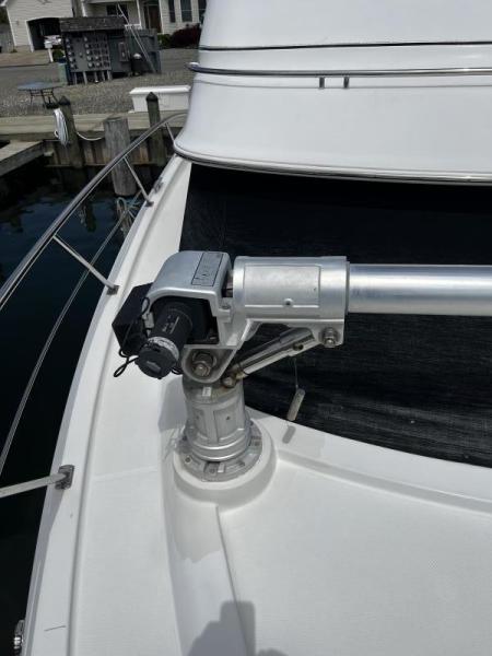 46' Carver dinghy crane