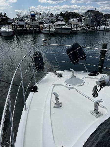 46' Carver foredeck