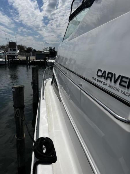 46' Carver port walkway