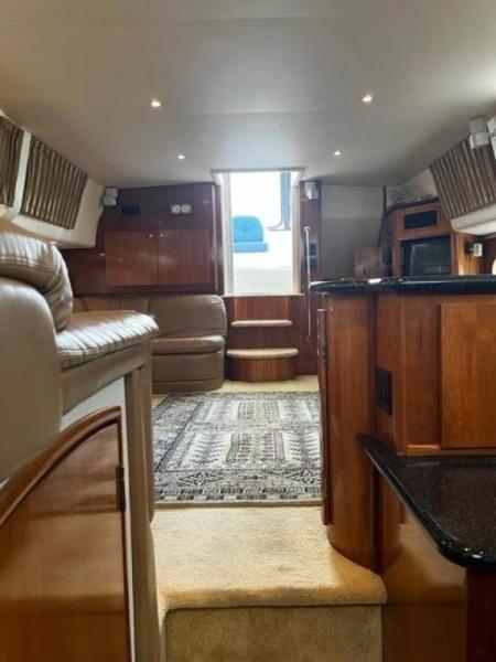 46' Carver salon looking aft