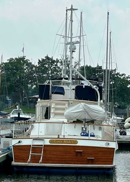 Transom, Cockpit, Aft Deck & Flybridge aft