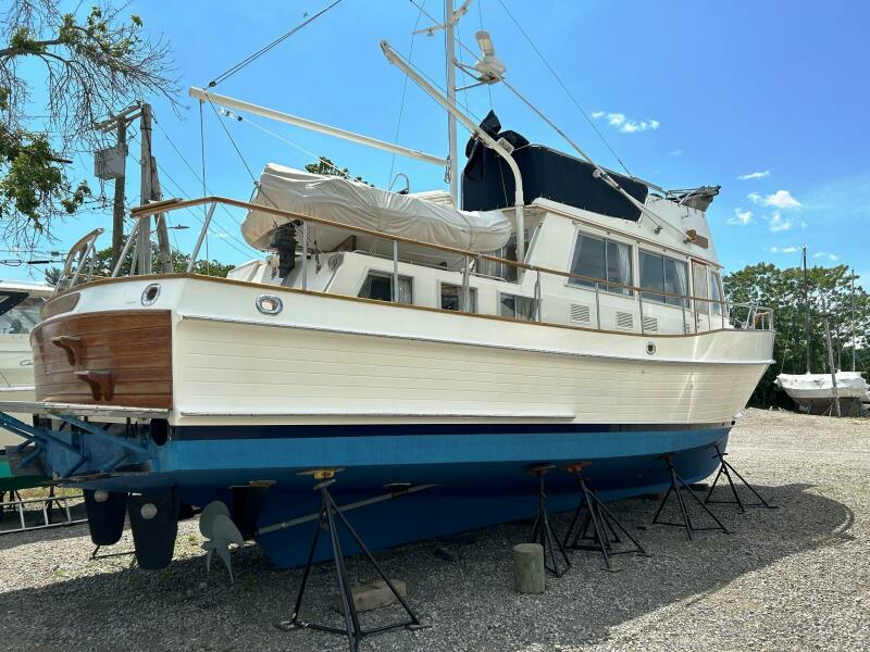 Port side 2