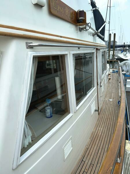 Port side 2