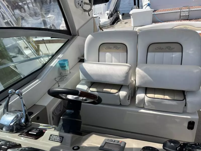 2008 Sea Ray 350 Sundancer