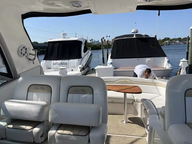 2008 Sea Ray 350 Sundancer