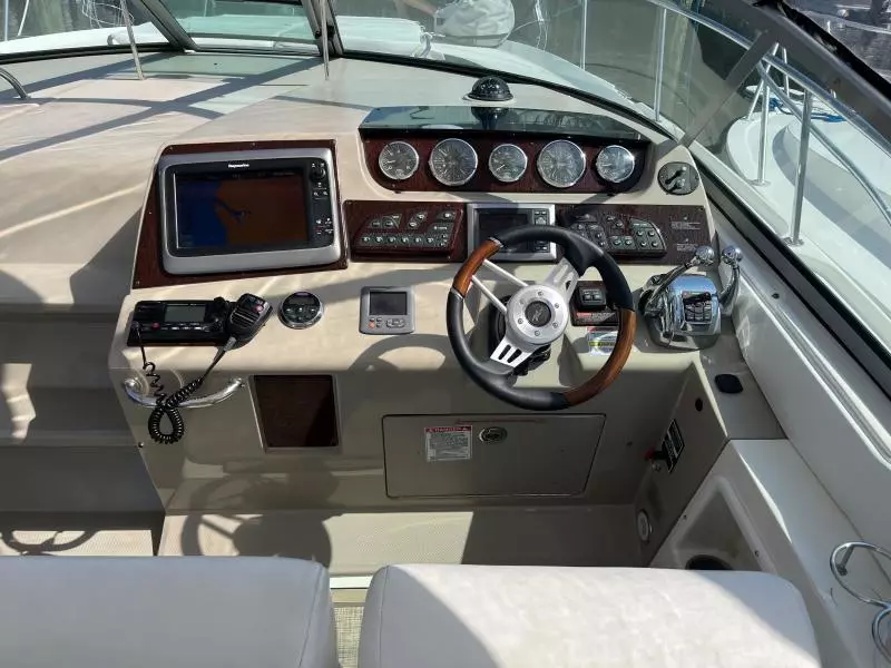 2008 Sea Ray 350 Sundancer