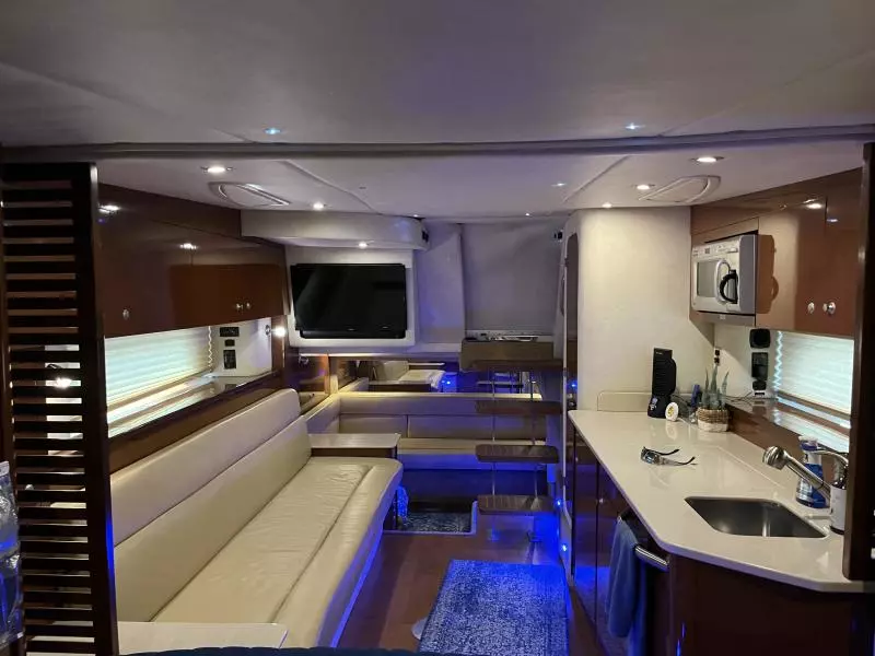 2008 Sea Ray 350 Sundancer
