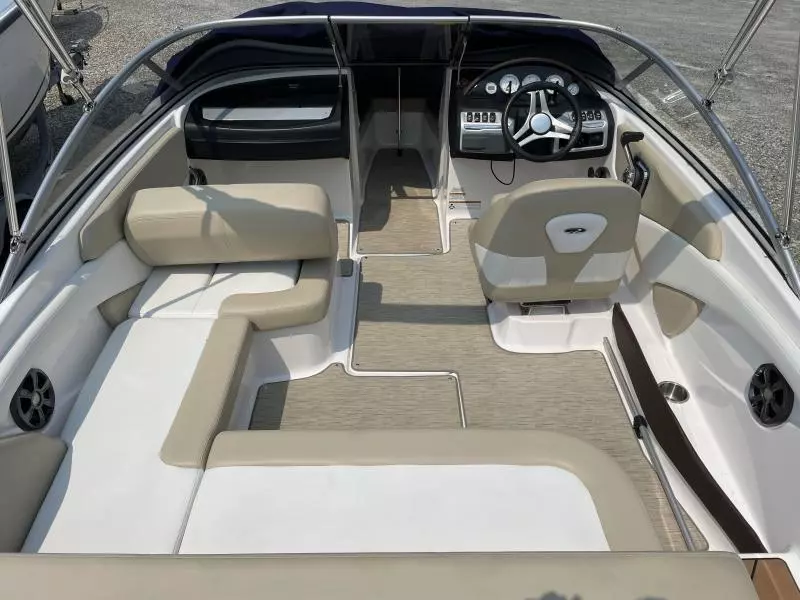 2017 Regal 1900ES