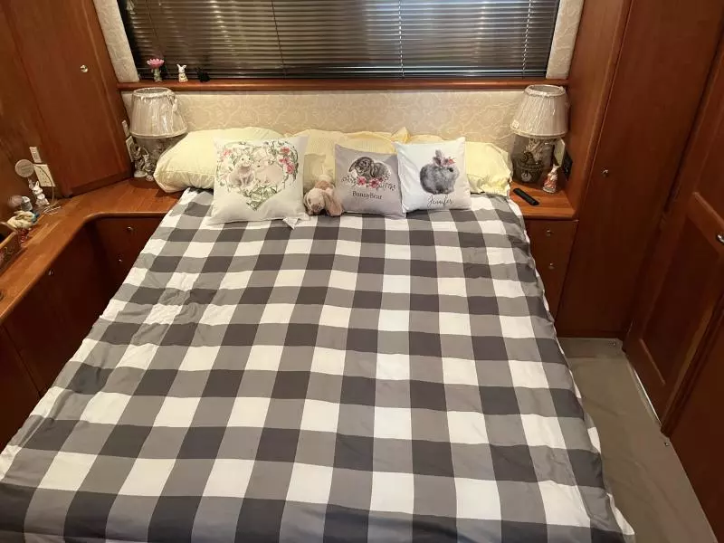 2002 Silverton 453 Motor Yacht