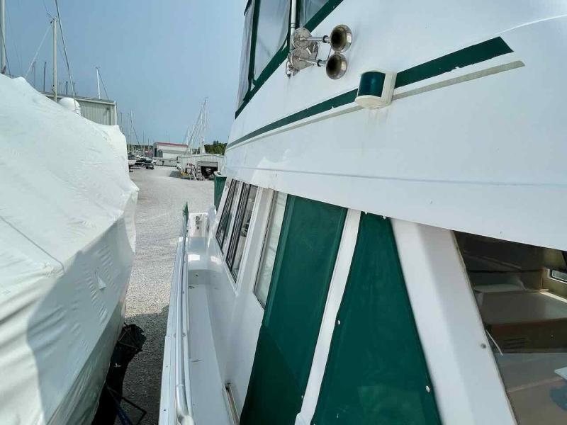 2000 Mainship 430