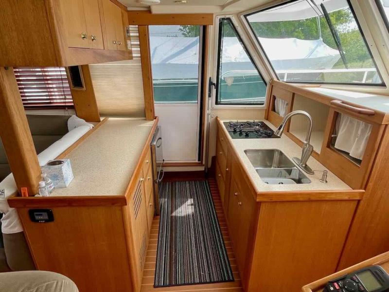 2000 Mainship 430
