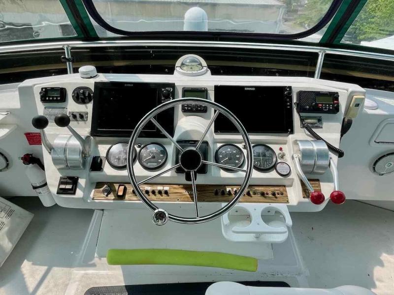 2000 Mainship 430