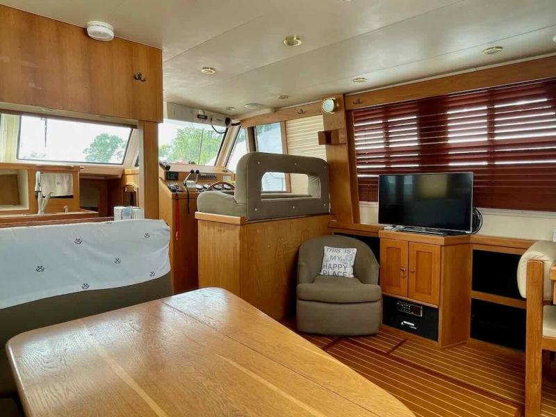 2000 Mainship 430
