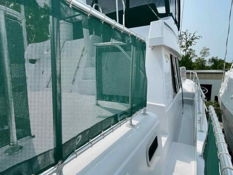 2000 Mainship 430