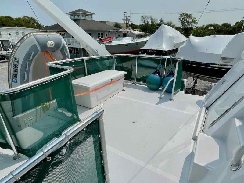 2000 Mainship 430