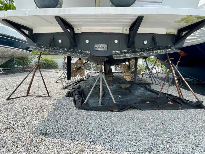 2000 Mainship 430