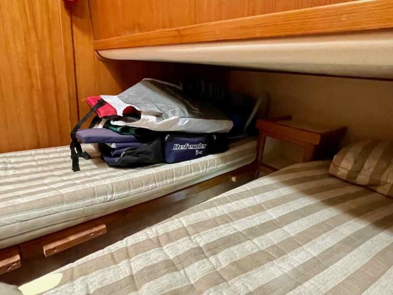 2000 Mainship 430