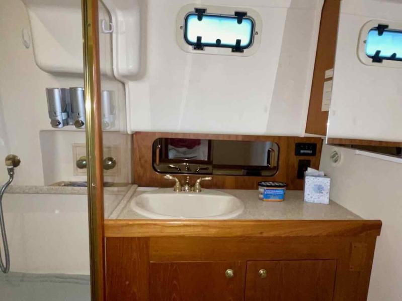 2000 Mainship 430
