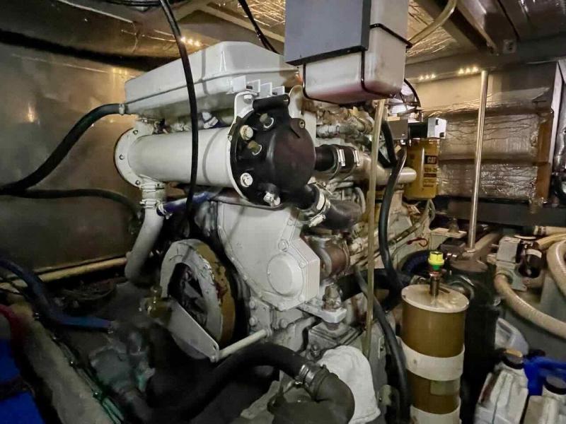 2000 Mainship 430