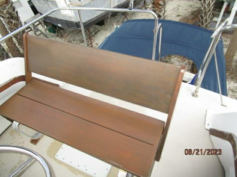 28' Cape Dory flybridge aft