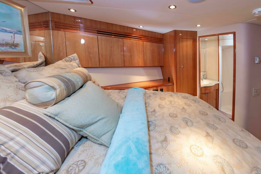 Simple Man 64ft Hatteras Yacht For Sale
