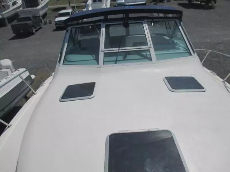 1996 Tiara Yachts 3100 Open