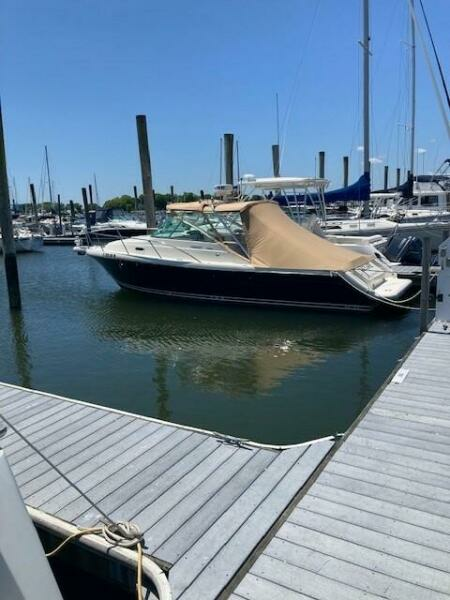 Asolare 28ft Pursuit Yacht For Sale