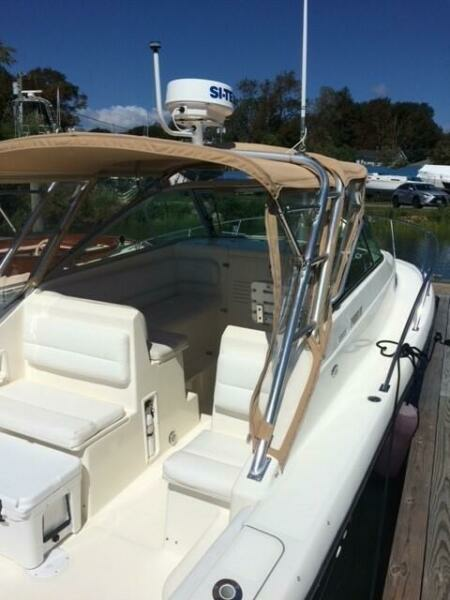 Asolare 28ft Pursuit Yacht For Sale